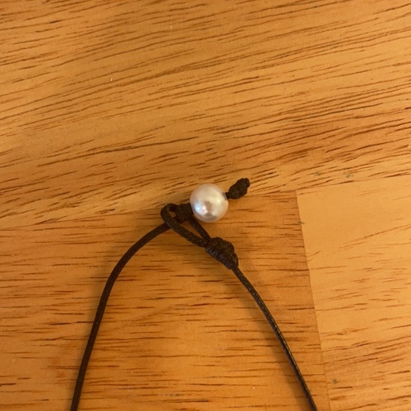 Necklace - Picture 2 of 3